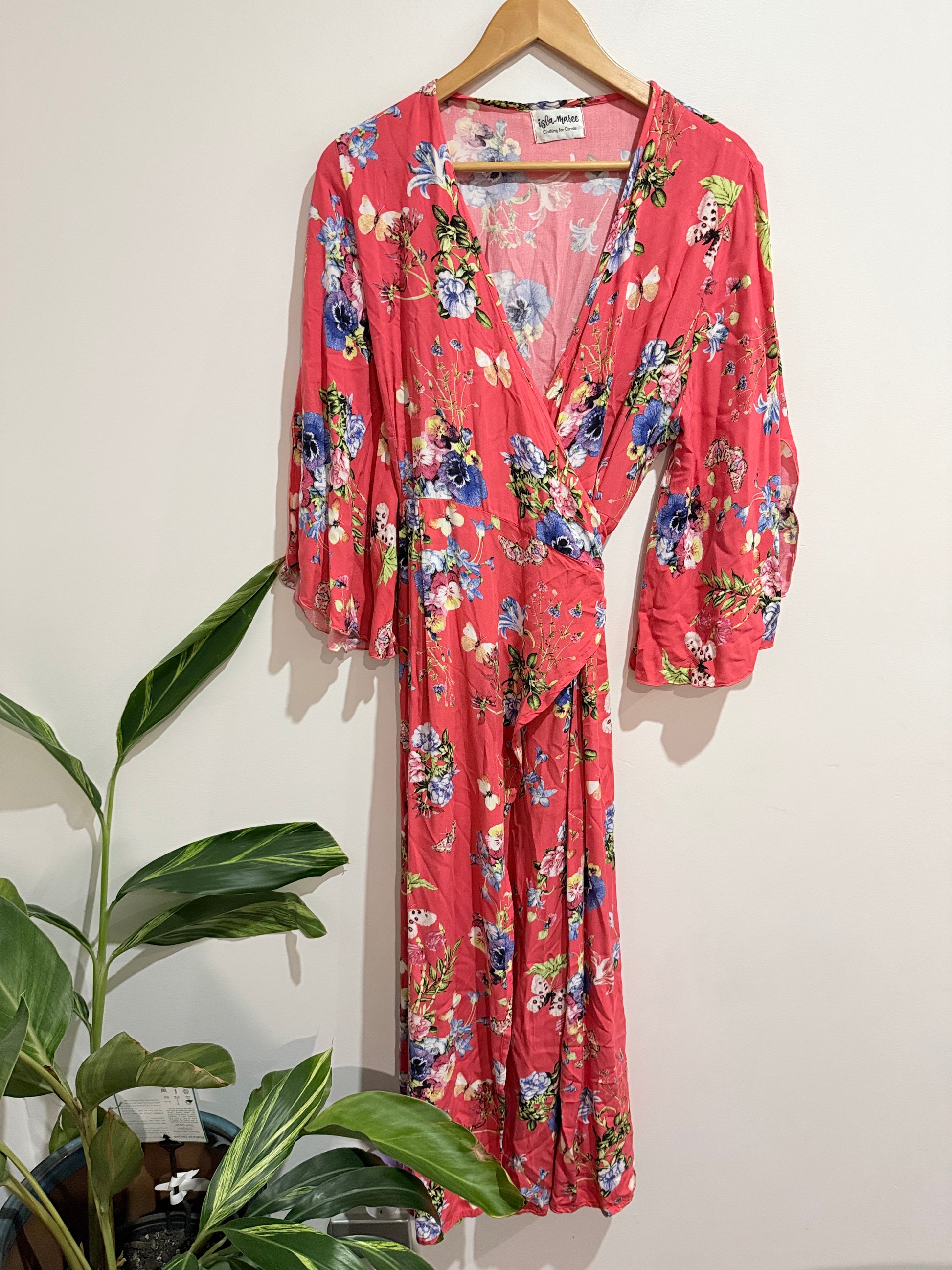 Isla Maree Floral Maxi Wrap Dress Size U/Arm to U/Arm 56cm