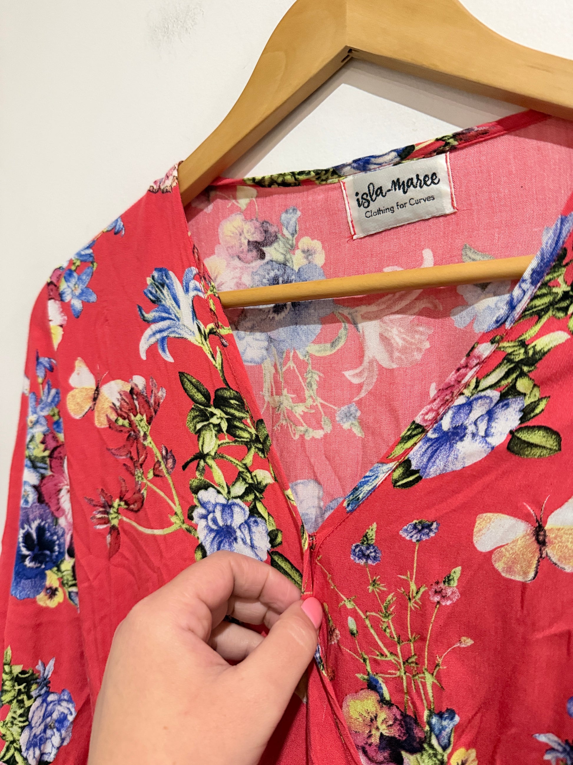Isla Maree Floral Maxi Wrap Dress Size U/Arm to U/Arm 56cm