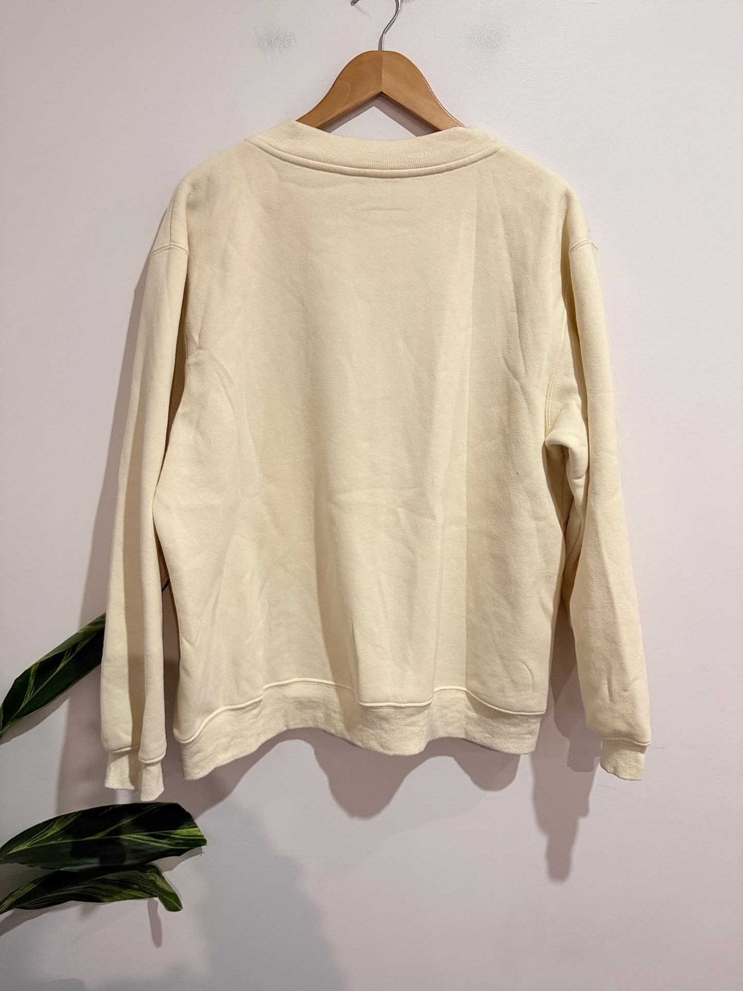 White Fox Crew Neck Sweater Size M/L