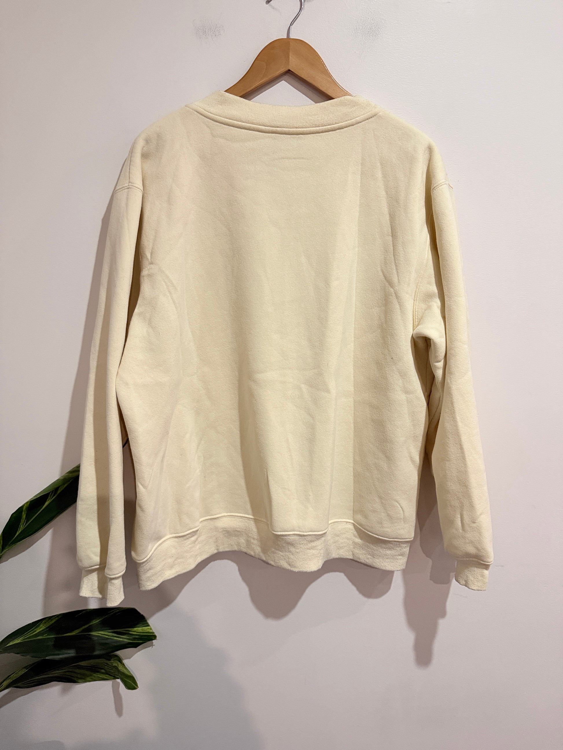 White Fox Crew Neck Sweater Size M/L