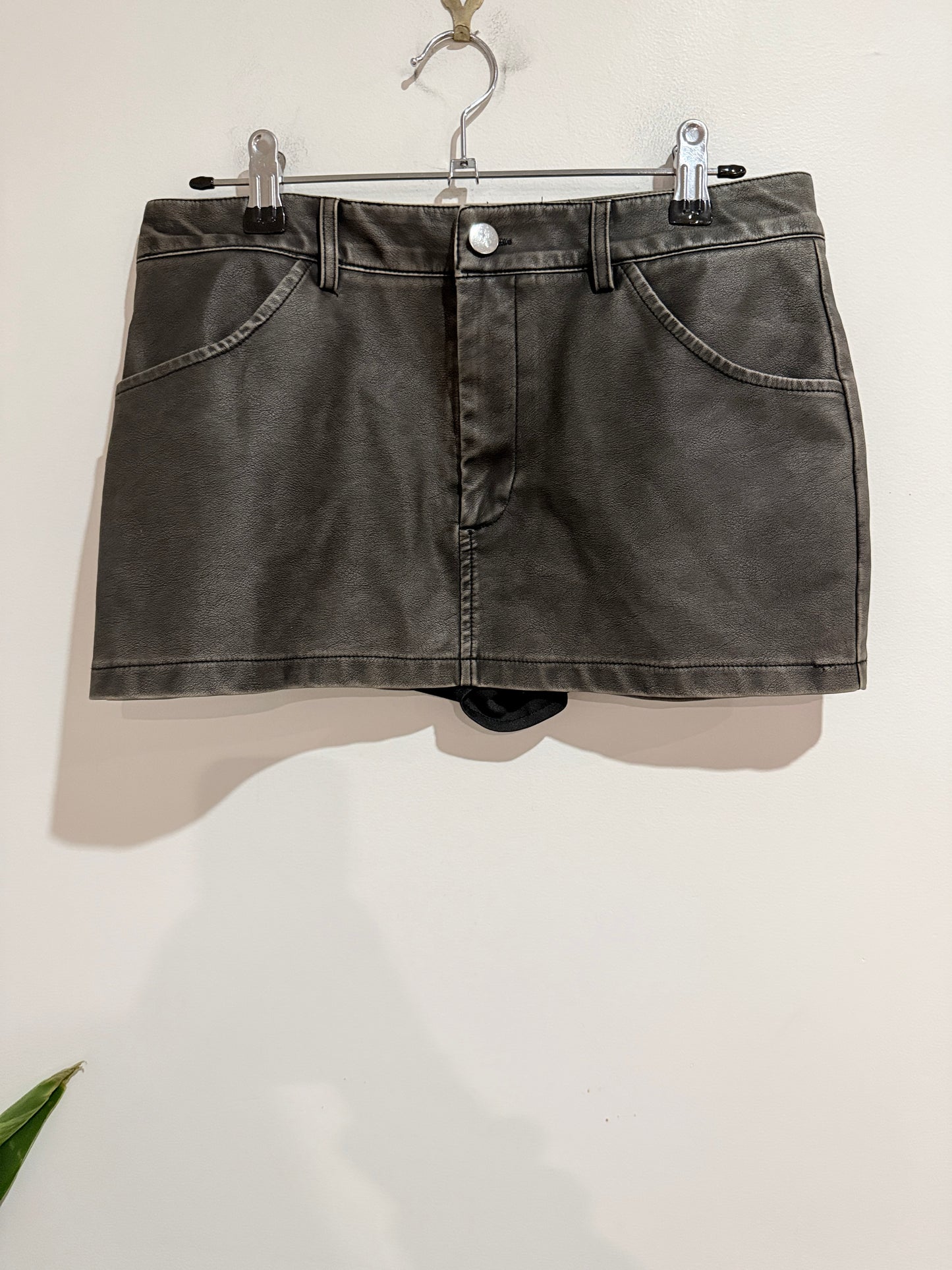 Mini Skort Size Waist 78cm