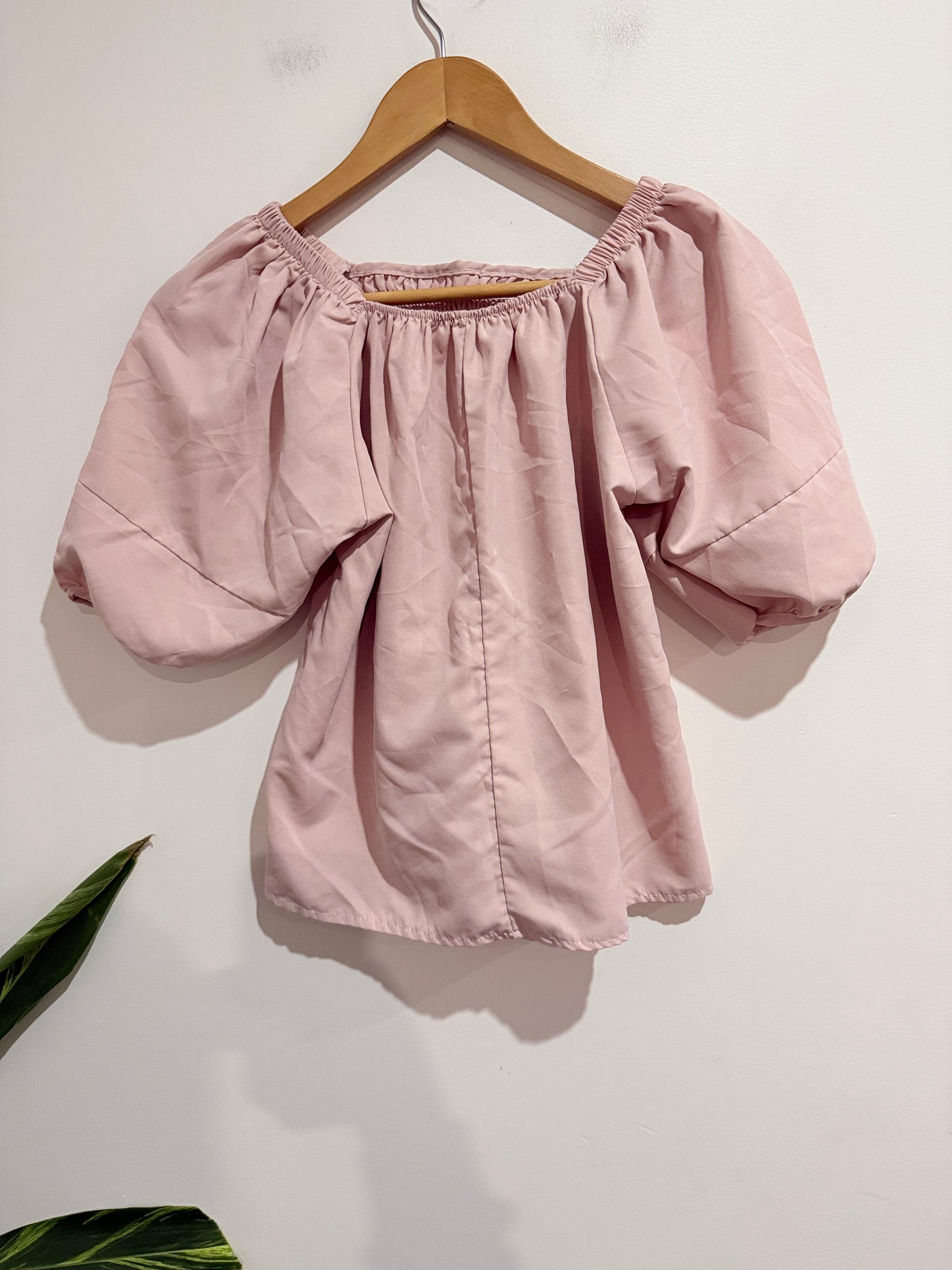 Brand Unknown Puff Sleeves Top Size S | U/Arm to U/Arm 41cm