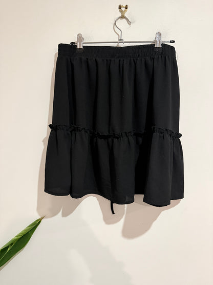 Mirrou Ruffled Skirt Size 12