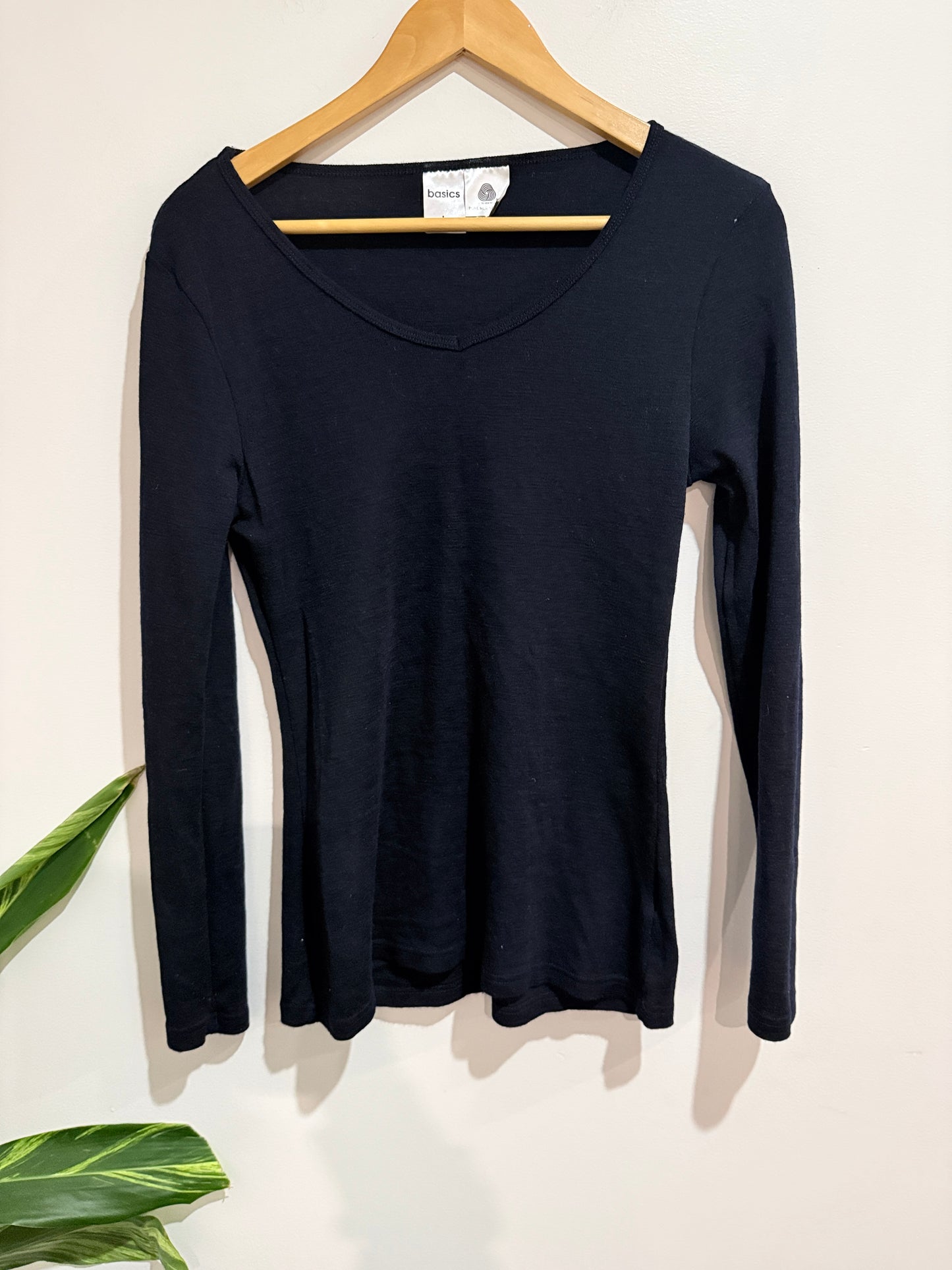 Basics Heattech Scoopneck Top Size L