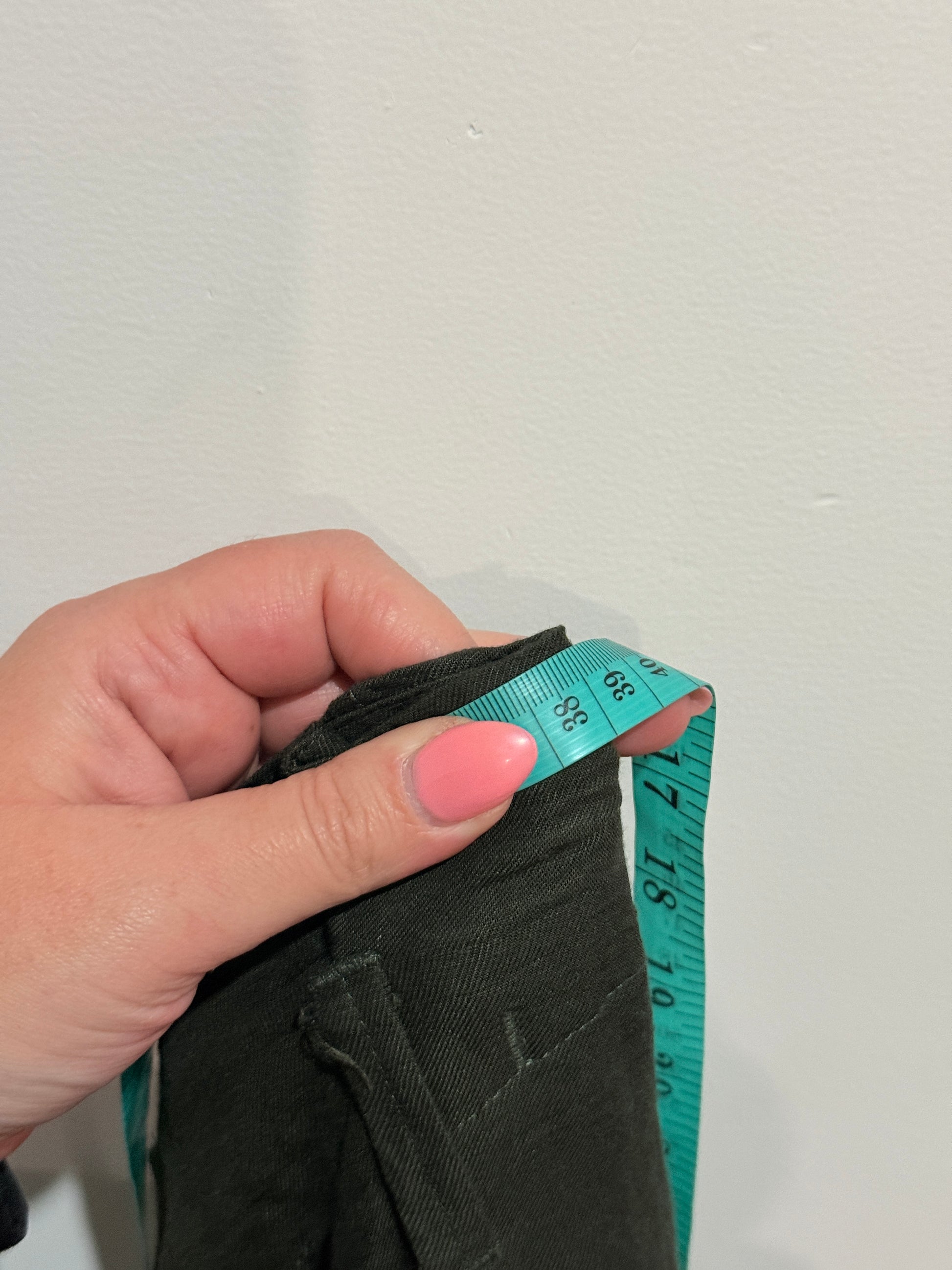 Max Relaxed-fit Trousers Size 08 | Waist 78cm