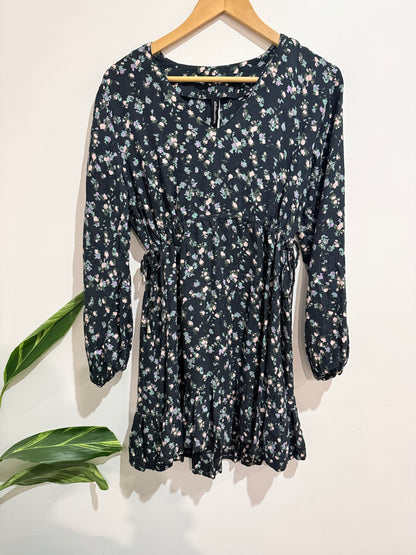 All About Eve Long-sleeve Dress Size 8