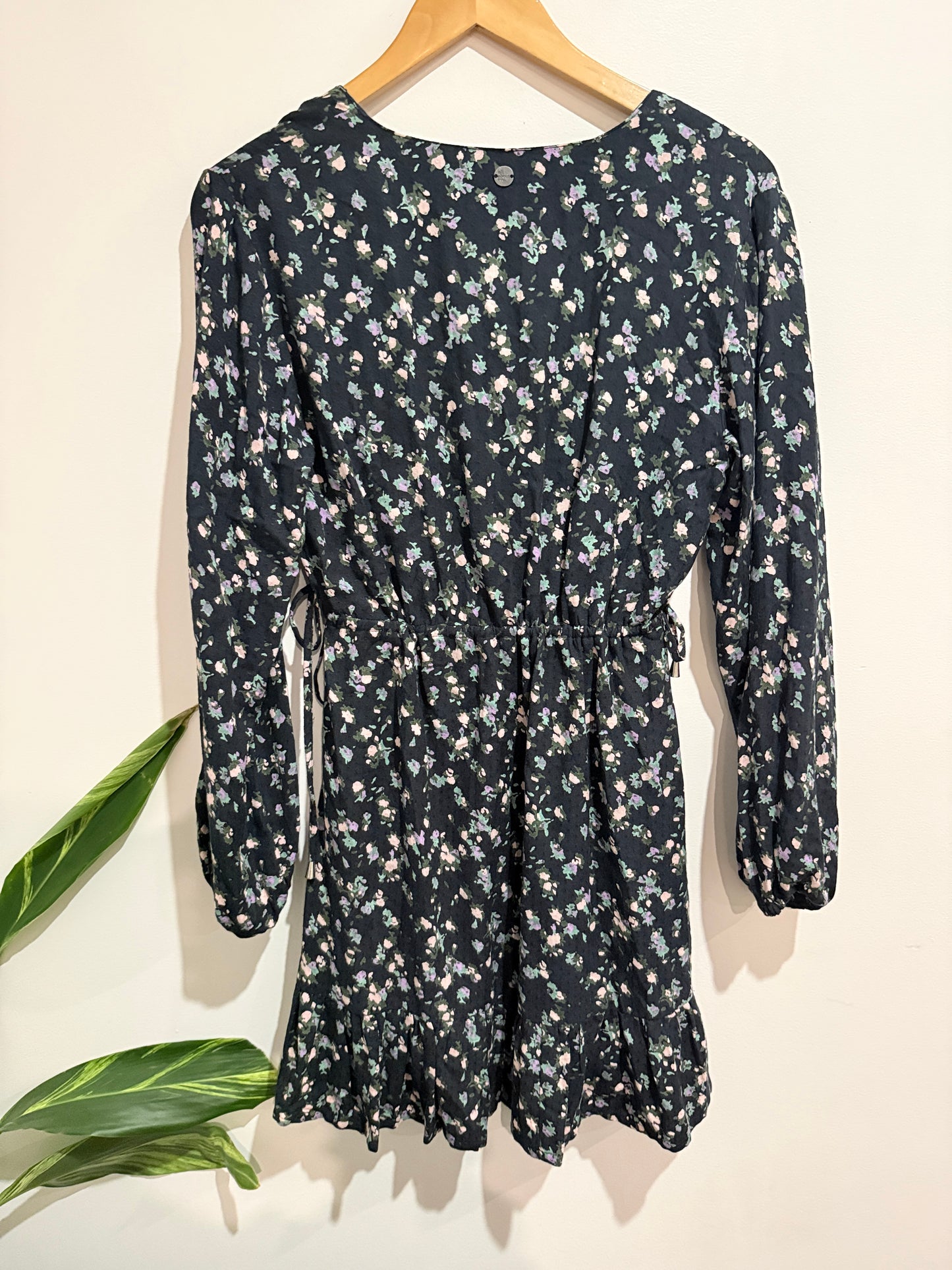 All About Eve Long-sleeve Dress Size 8
