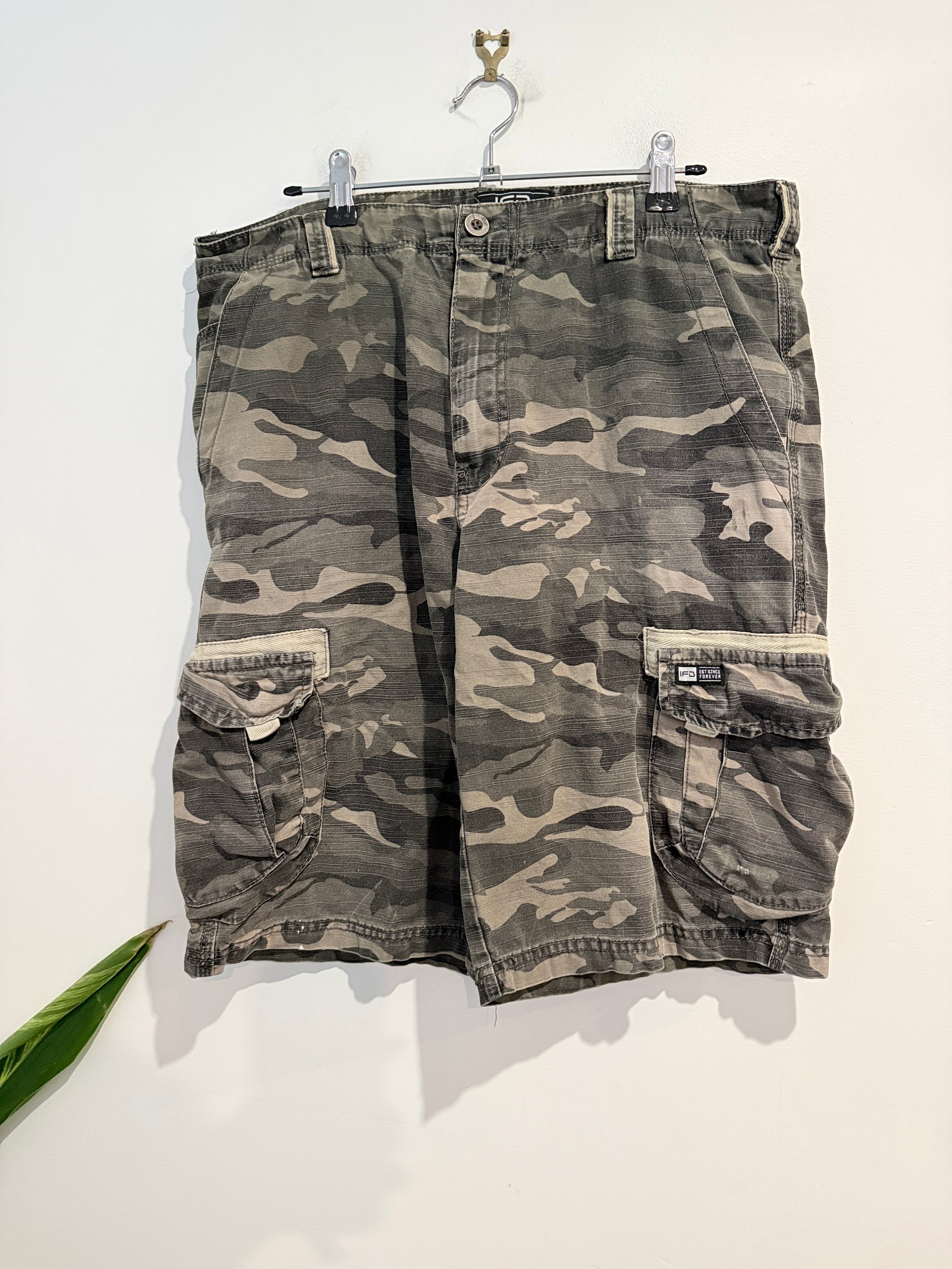 IFD Military Style Twill Shorts Size 32"