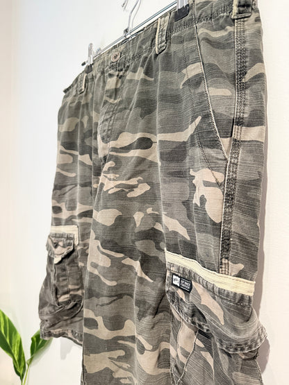 IFD Military Style Twill Shorts Size 32"