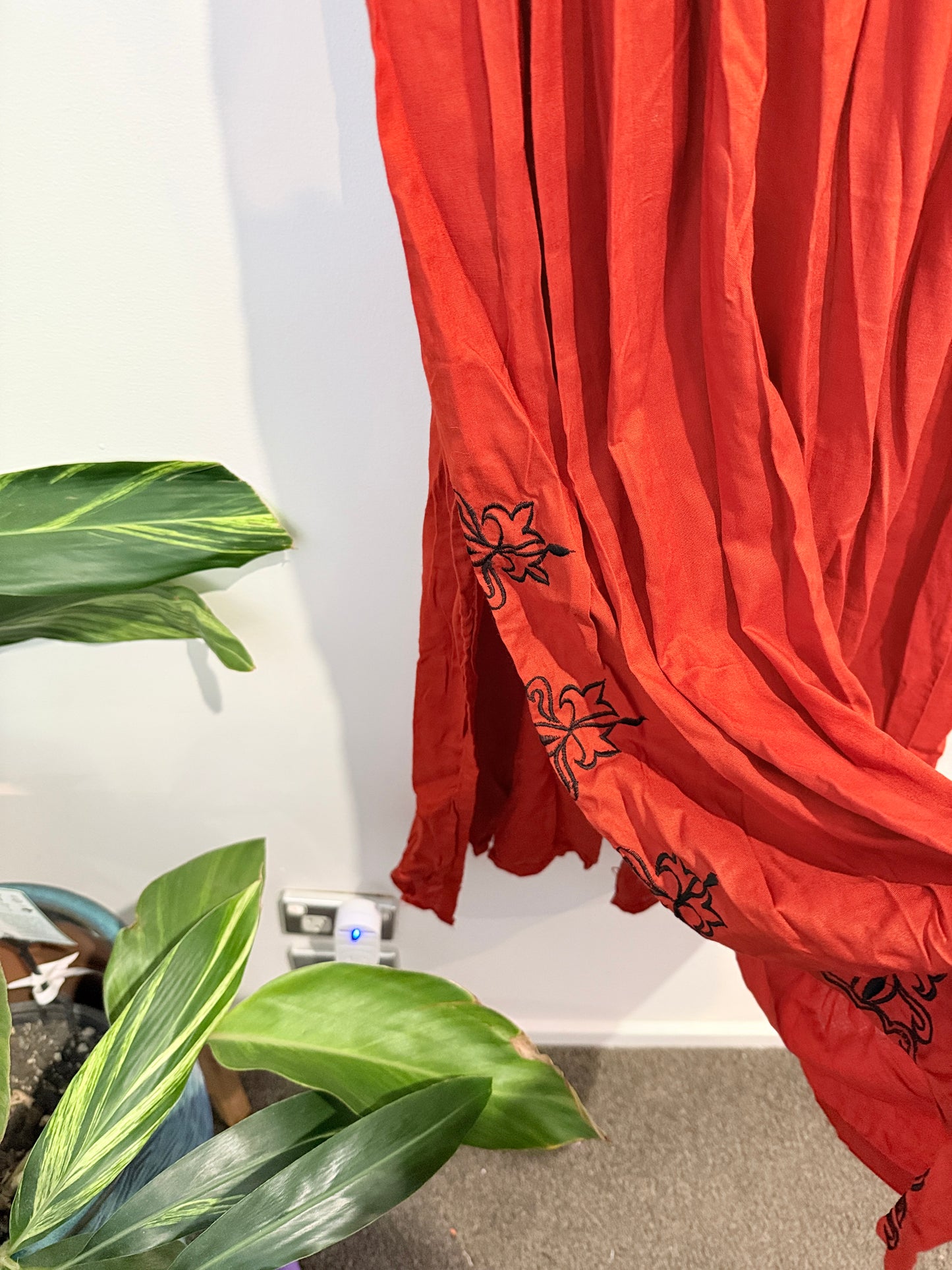 Sleeveless Midi Dress Size XXL | U/Arm to U/Arm 52cm
