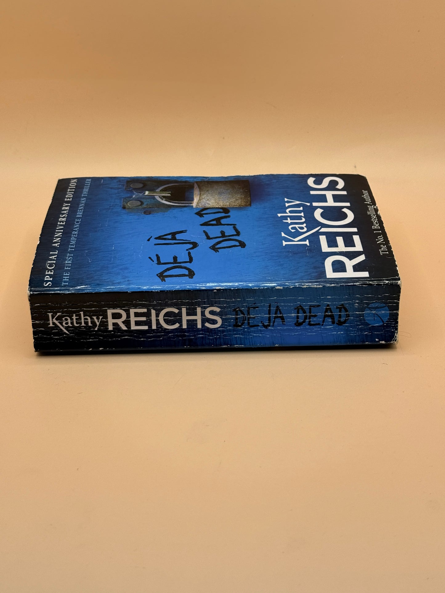 Déjà Dead by Kathy Reichs