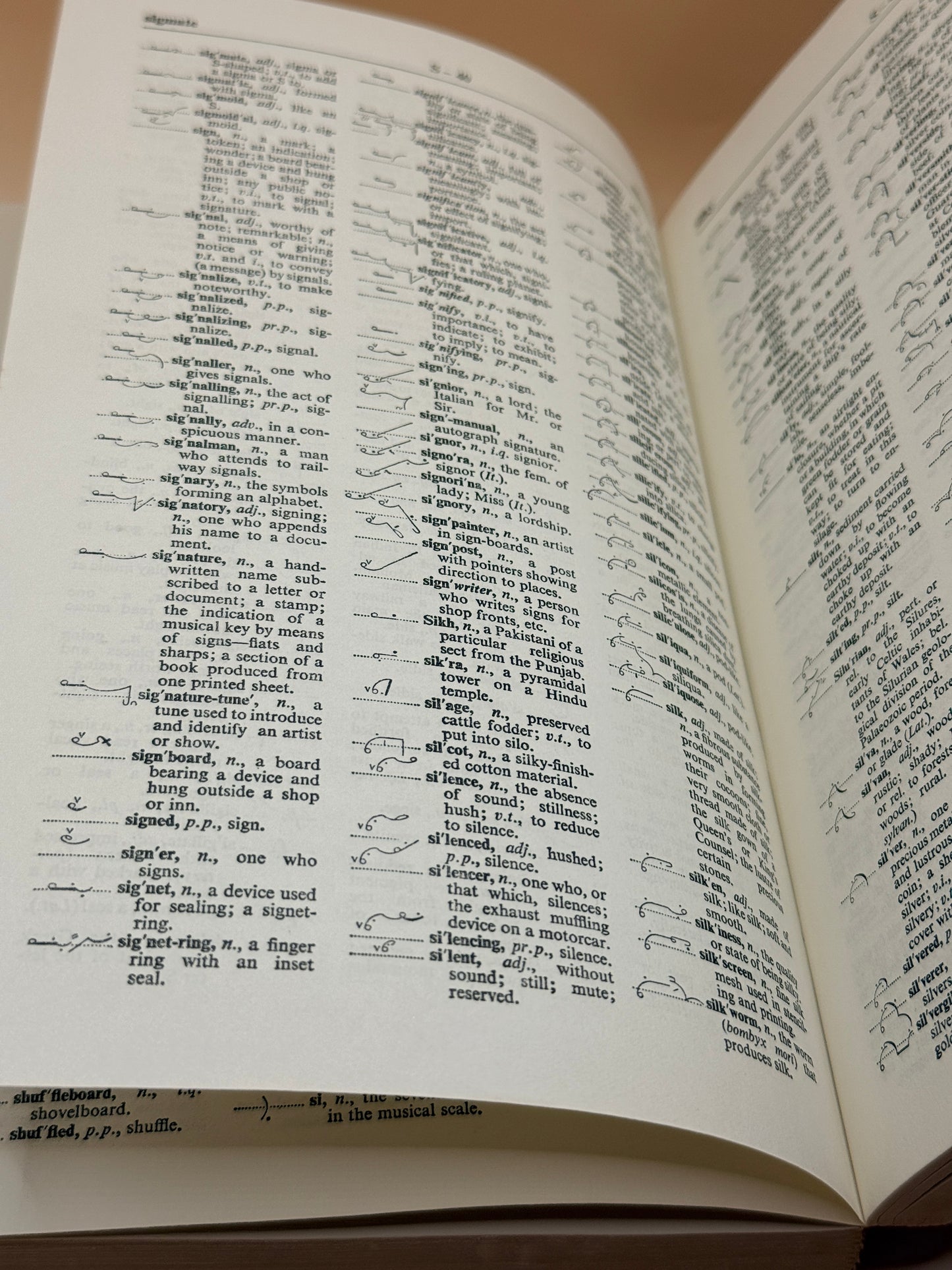 The Pitman Dictionary of English and Shorthand – New Era Edition