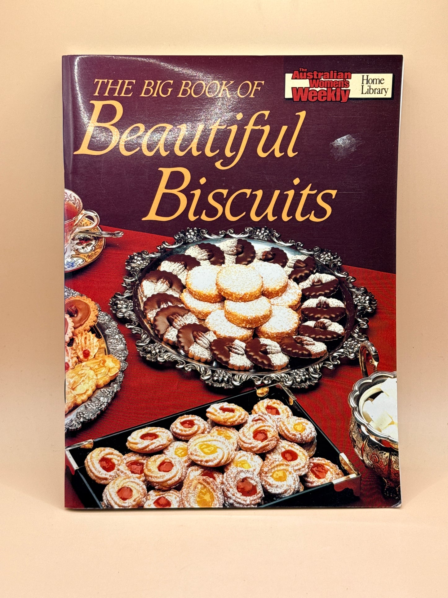 The Big Book of Beautiful Biscuits by The Australian Women's Weekly