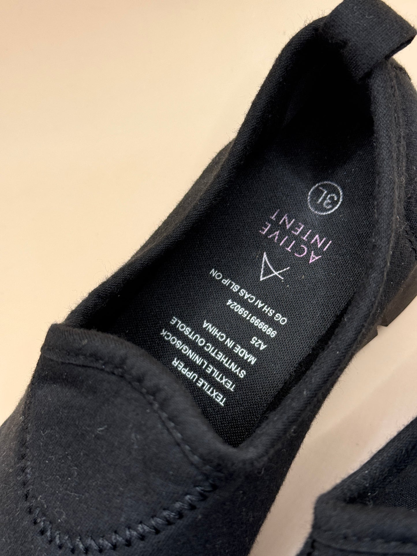 Active Intent Kids Black Slip-On Shoes Size 3L