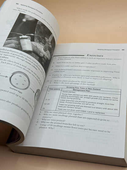 Science Form 5 Study Guide by B. Hannay, P. Howison & M. Sayes