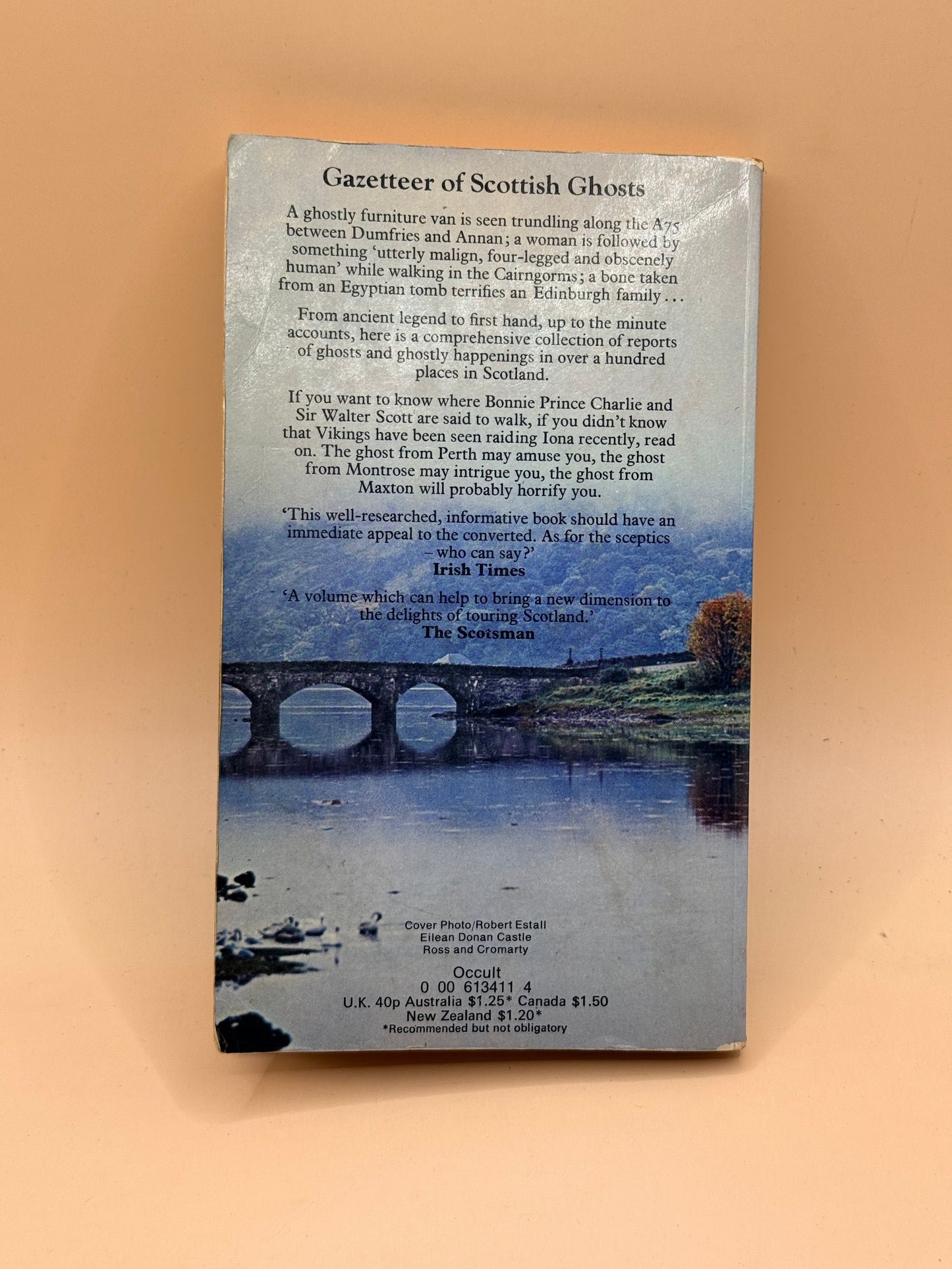 Gazetteer of Scottish Ghosts by Peter Underwood