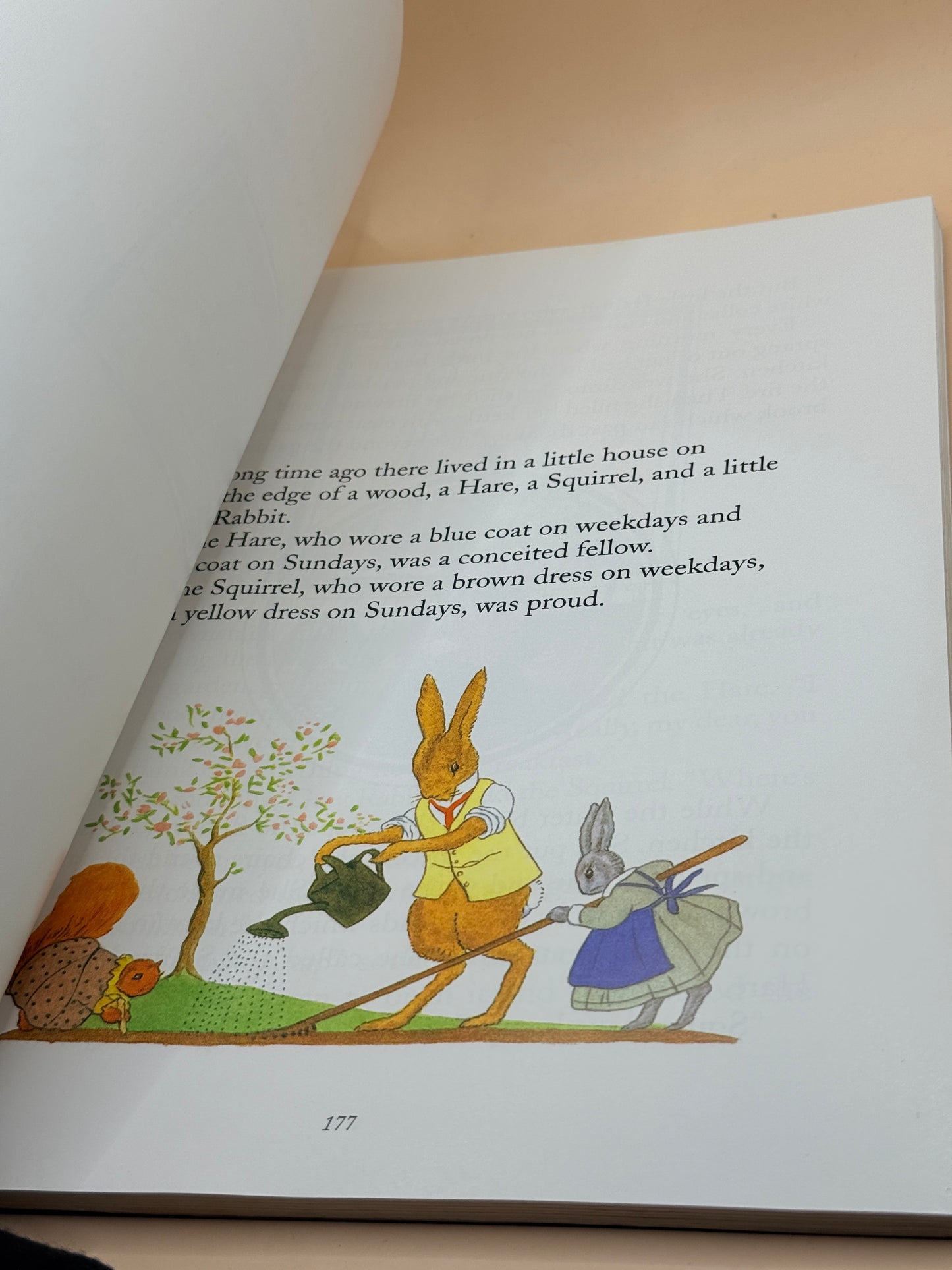 Childhood Favourites: A Collection to Treasure