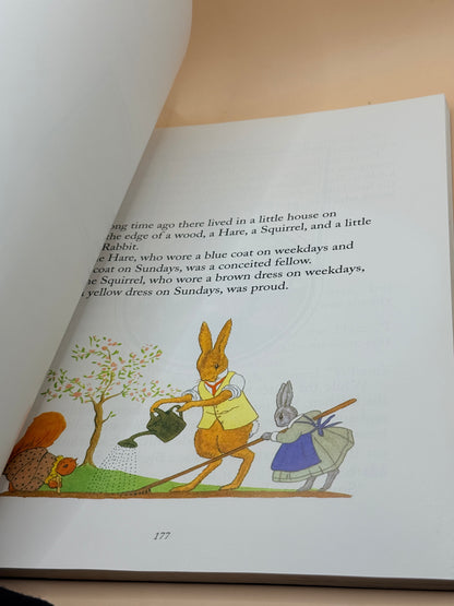 Childhood Favourites: A Collection to Treasure