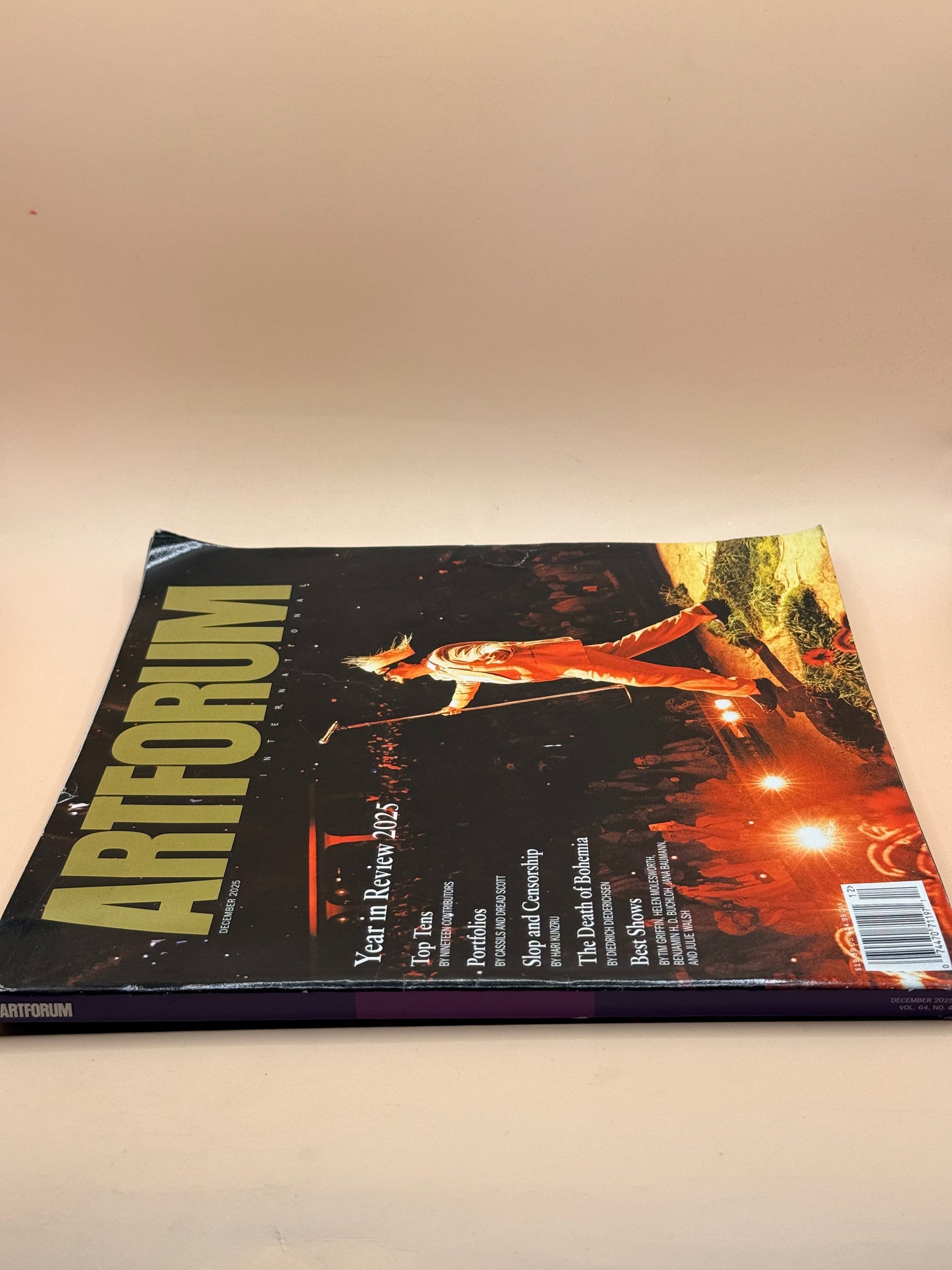 ARTFORUM International December 2025