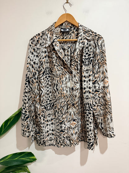 Margaret James Animal Print Long-sleeved Shirt Size U/Arm to U/Arm 60cm