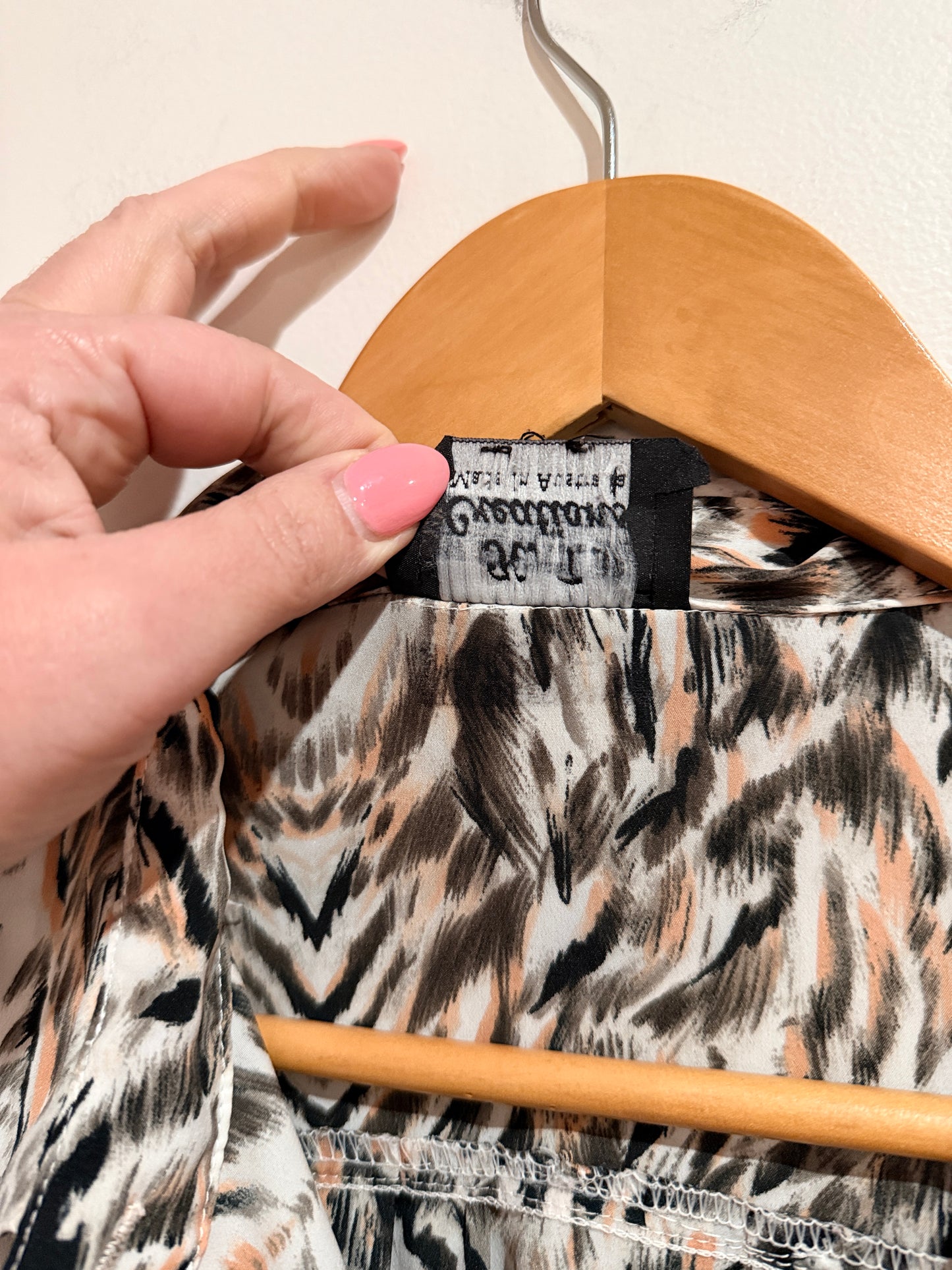 Margaret James Animal Print Long-sleeved Shirt Size U/Arm to U/Arm 60cm