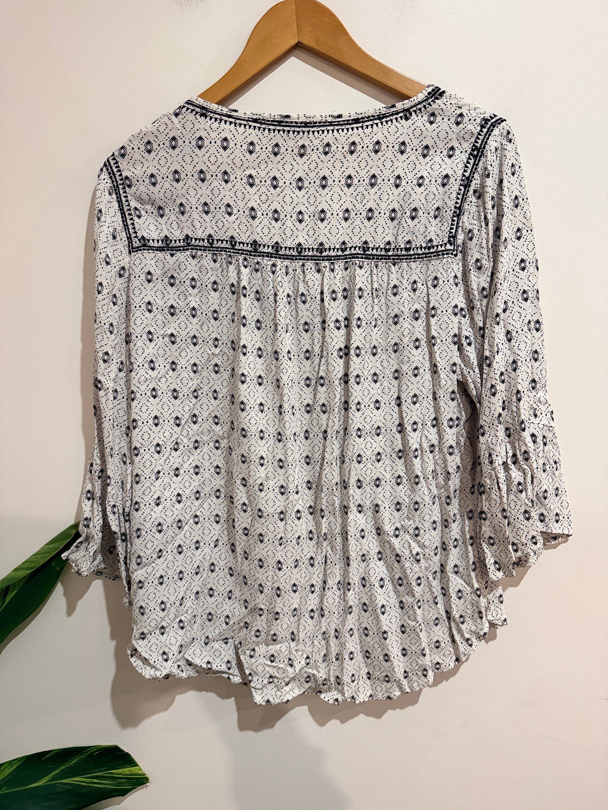 Jeanswest Boho-style Peasant Shirt Size 16