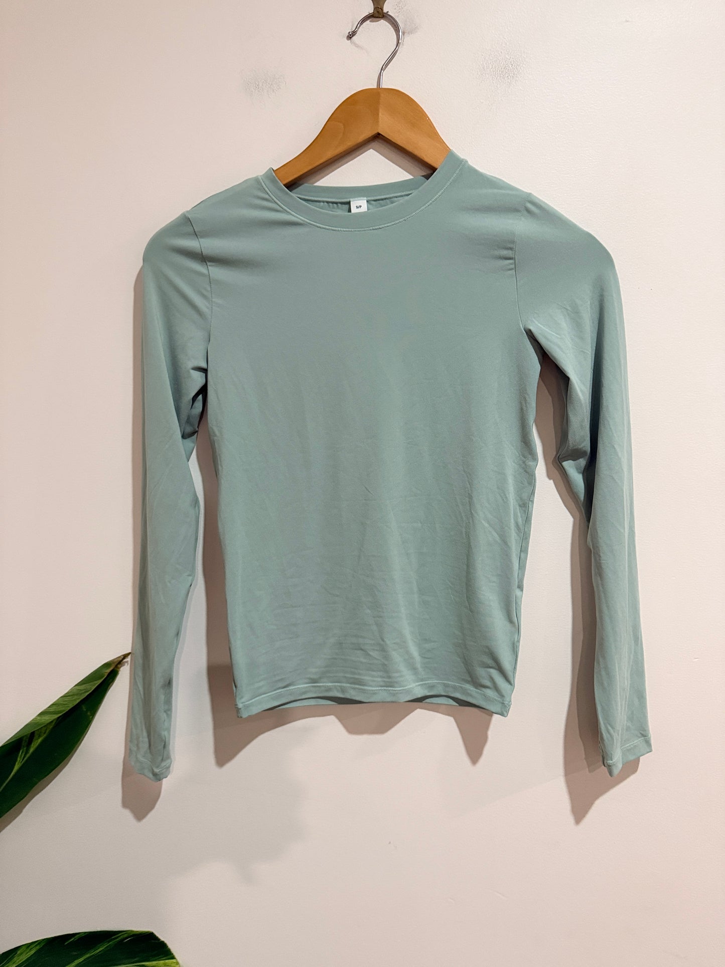 Cotton:on Body Long-sleeve Shirt Size S/P