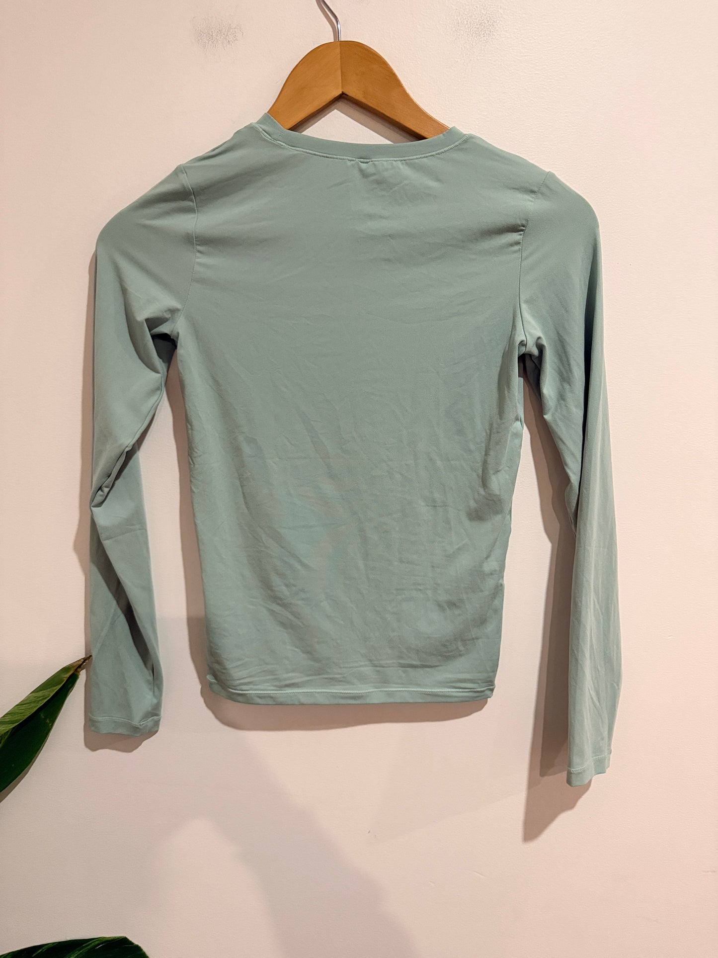 Cotton:on Body Long-sleeve Shirt Size S/P