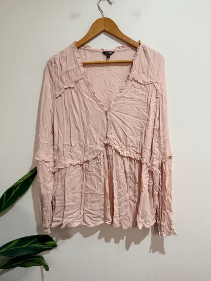 Emerge Long-sleeve Ruffle Shirt Size 18