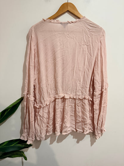 Emerge Long-sleeve Ruffle Shirt Size 18