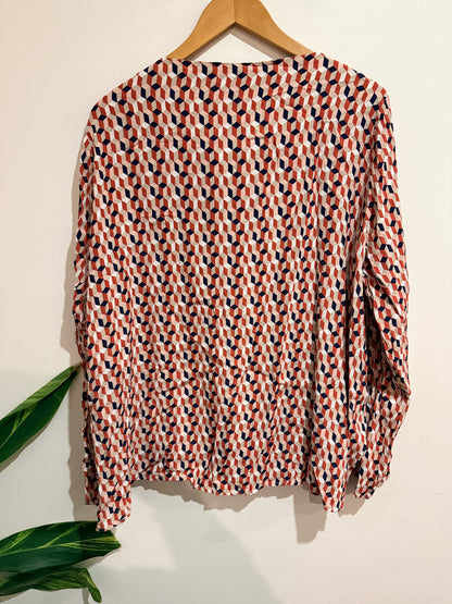 Hero Patterned Chiffon Shirt Size 18