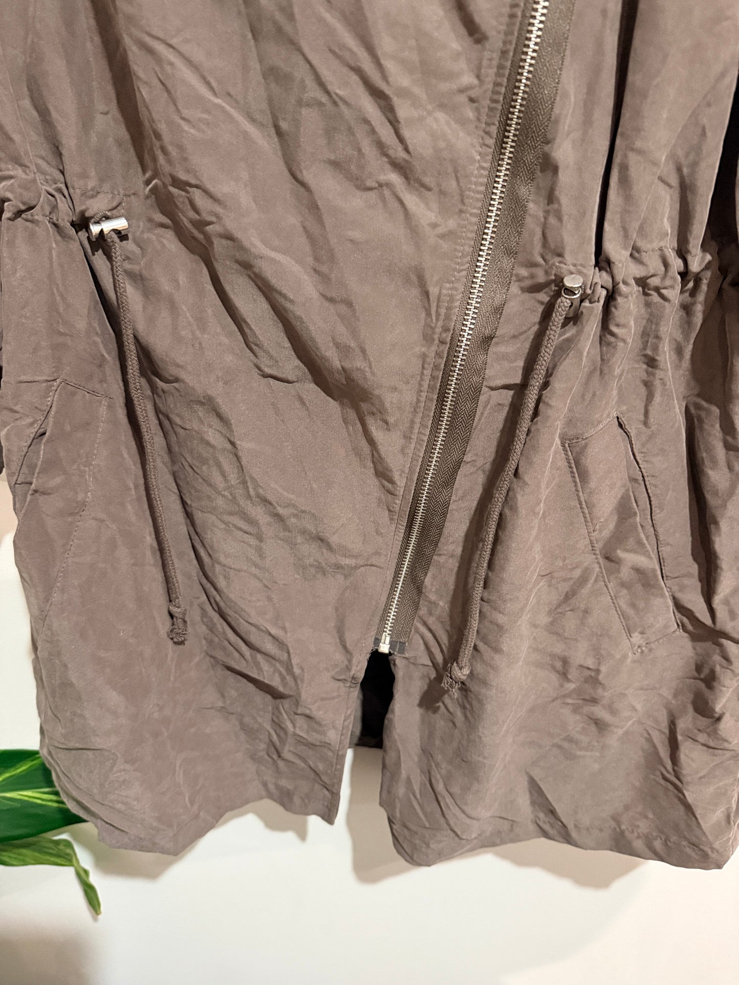 H & M Divided Lightweight Parka Jacket Size 38