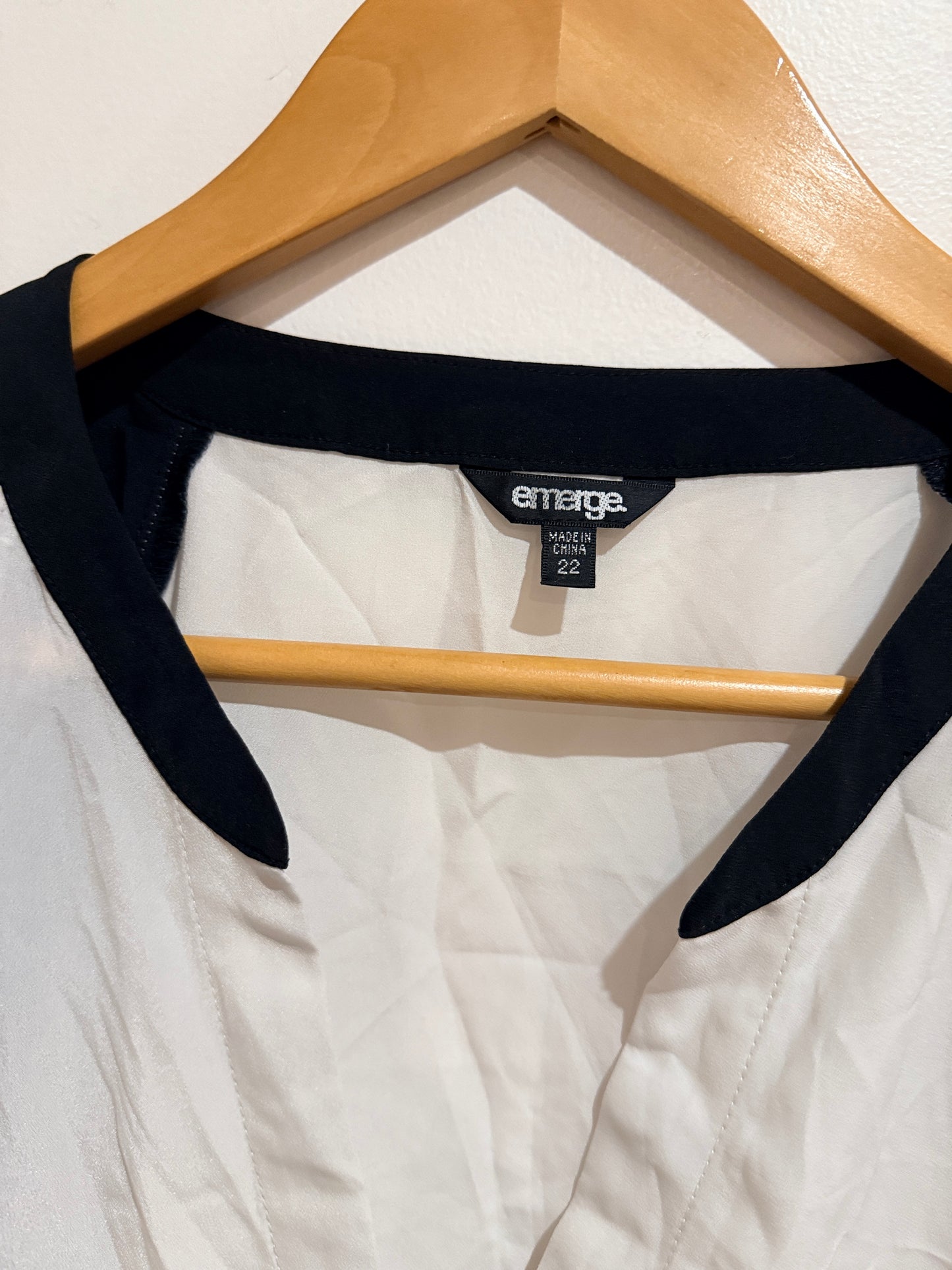 Emerge Henley Shirt Size 22
