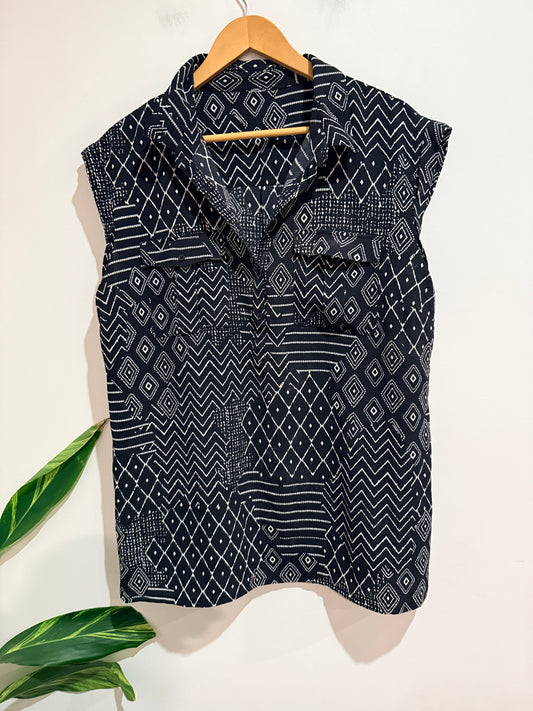 Brand Unknown Sleeveless Shirt Size U/Arm to U/Arm 61cm