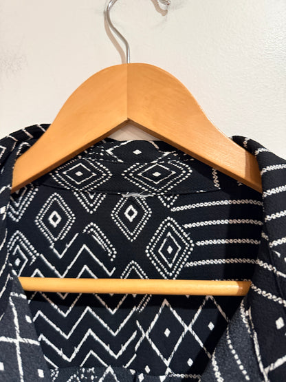 Brand Unknown Sleeveless Shirt Size U/Arm to U/Arm 61cm