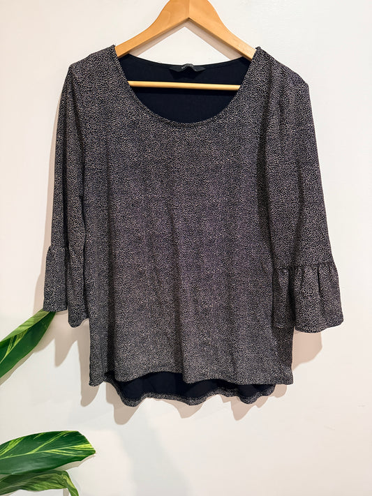 Decjuba Textured Shirt Size L