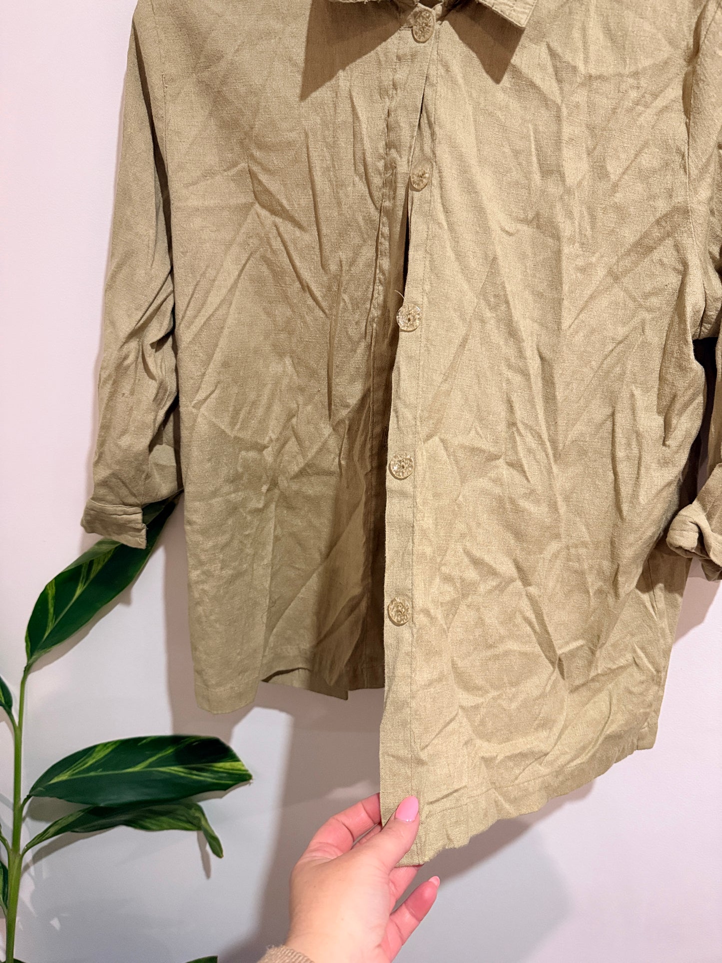 Concept Long-sleeve Button-down Shirt Size 20