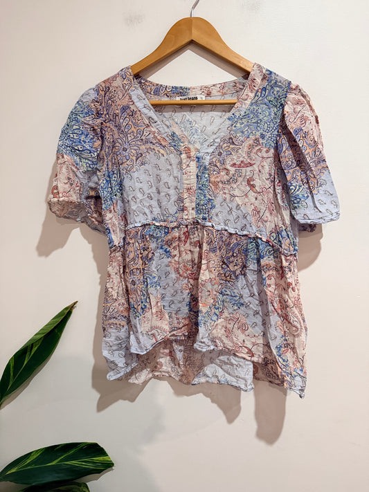 Just Jeans V-neck Flutter Sleeve Top Size 10