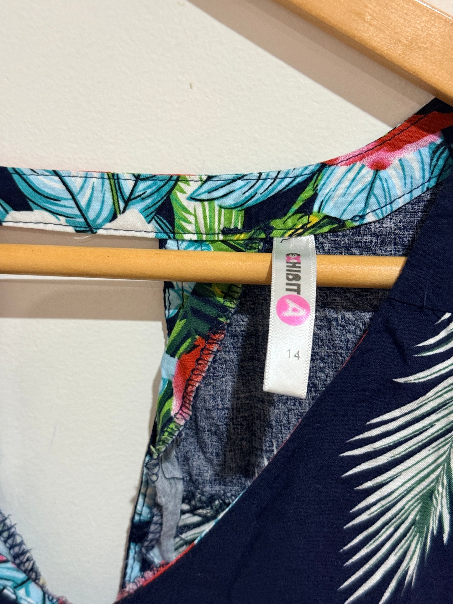 Exhibit A Sleeveless Tunic Top Size 14
