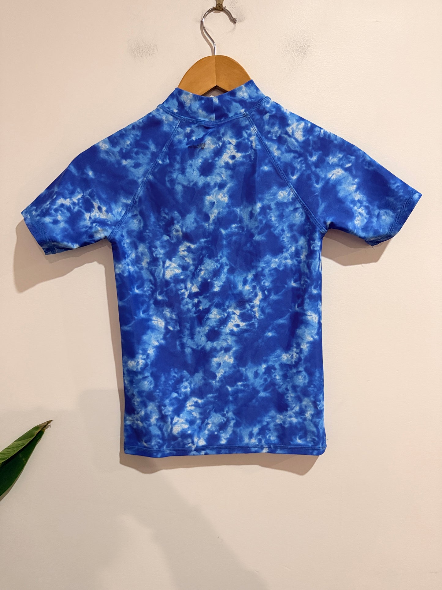 Kids Tie-dye Rashguard Size U/Arm to U/Arm 36cm | L-51cm