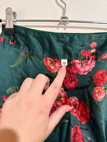 Brand Unknown Floral Skirt Size 20 | Waist 58cm | L 52cm