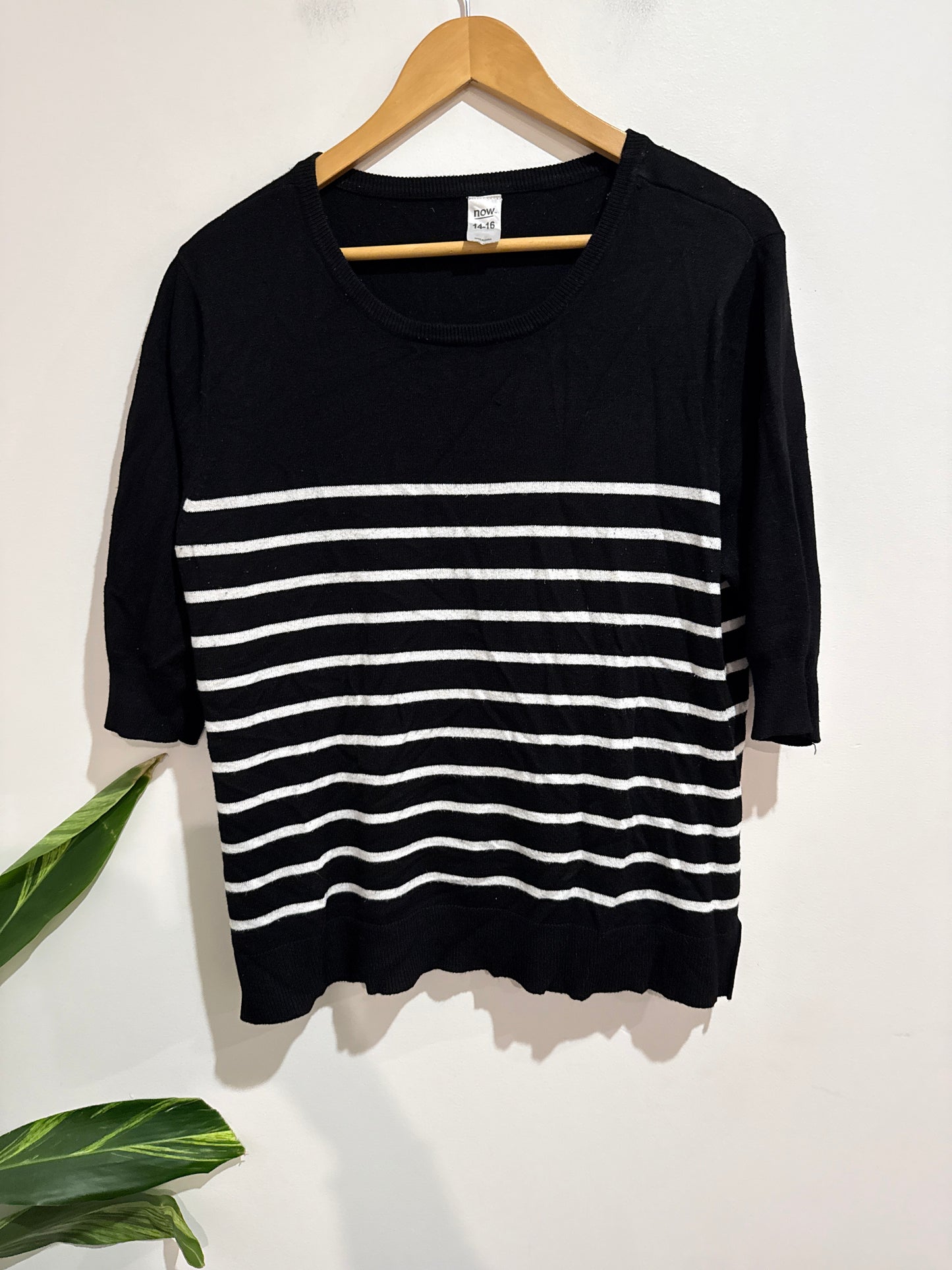 Now Fine-knit Longline Top Size 14-16