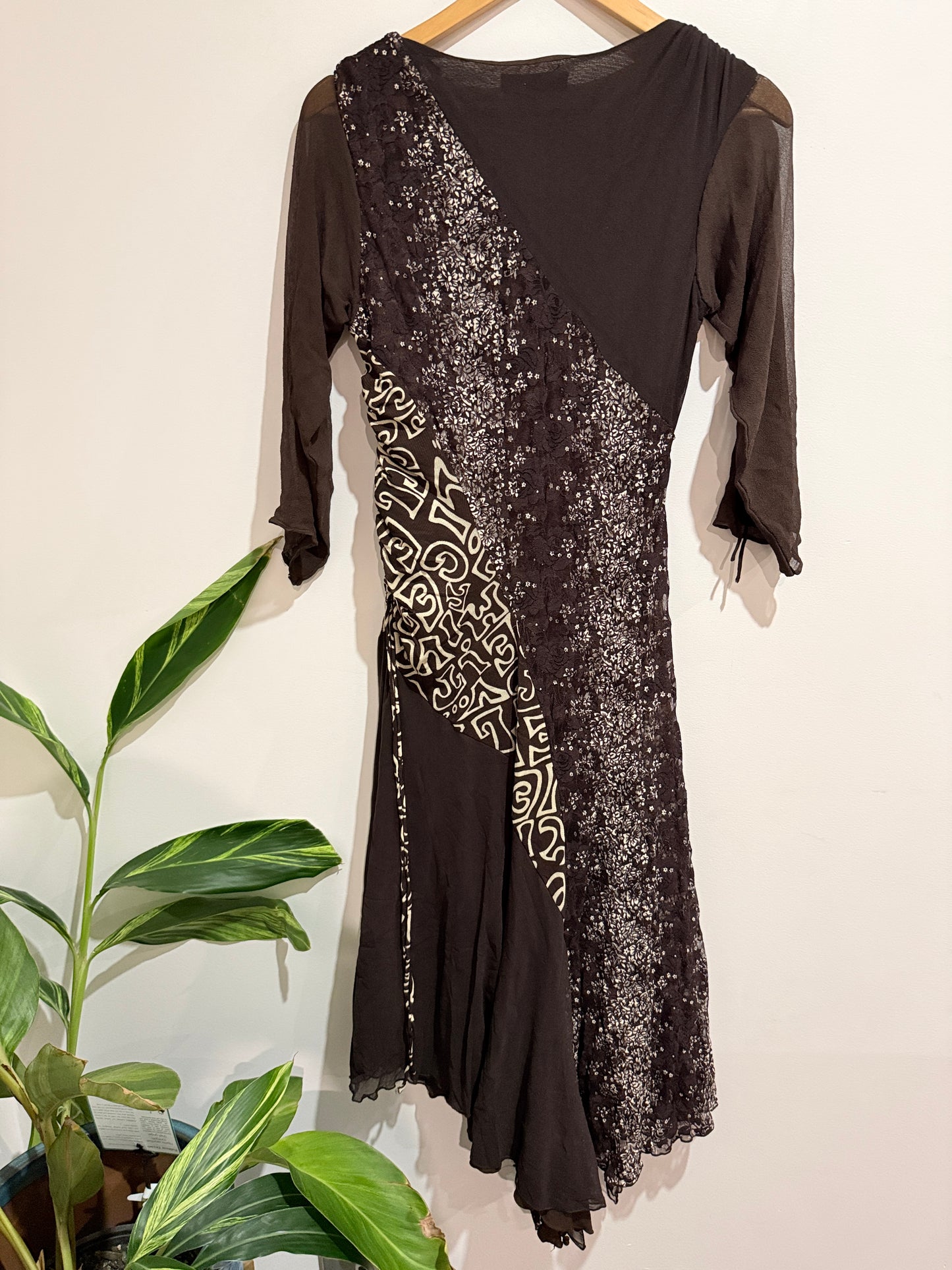 Sidgeyar Long Asymmetric Dress Size 44
