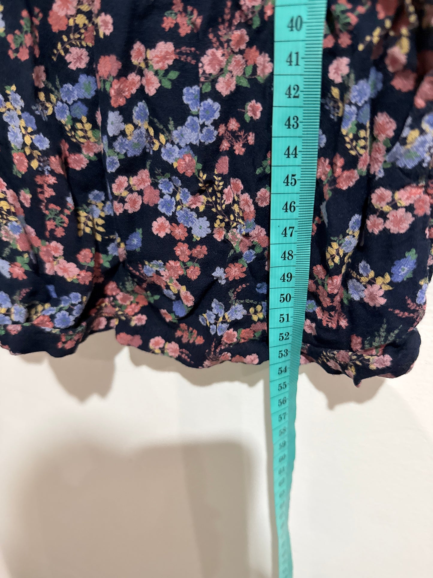 Kim Loan Floral Sleeveless Top Size 4XL | U/Arm to U/Arm 49cm | L 53cm