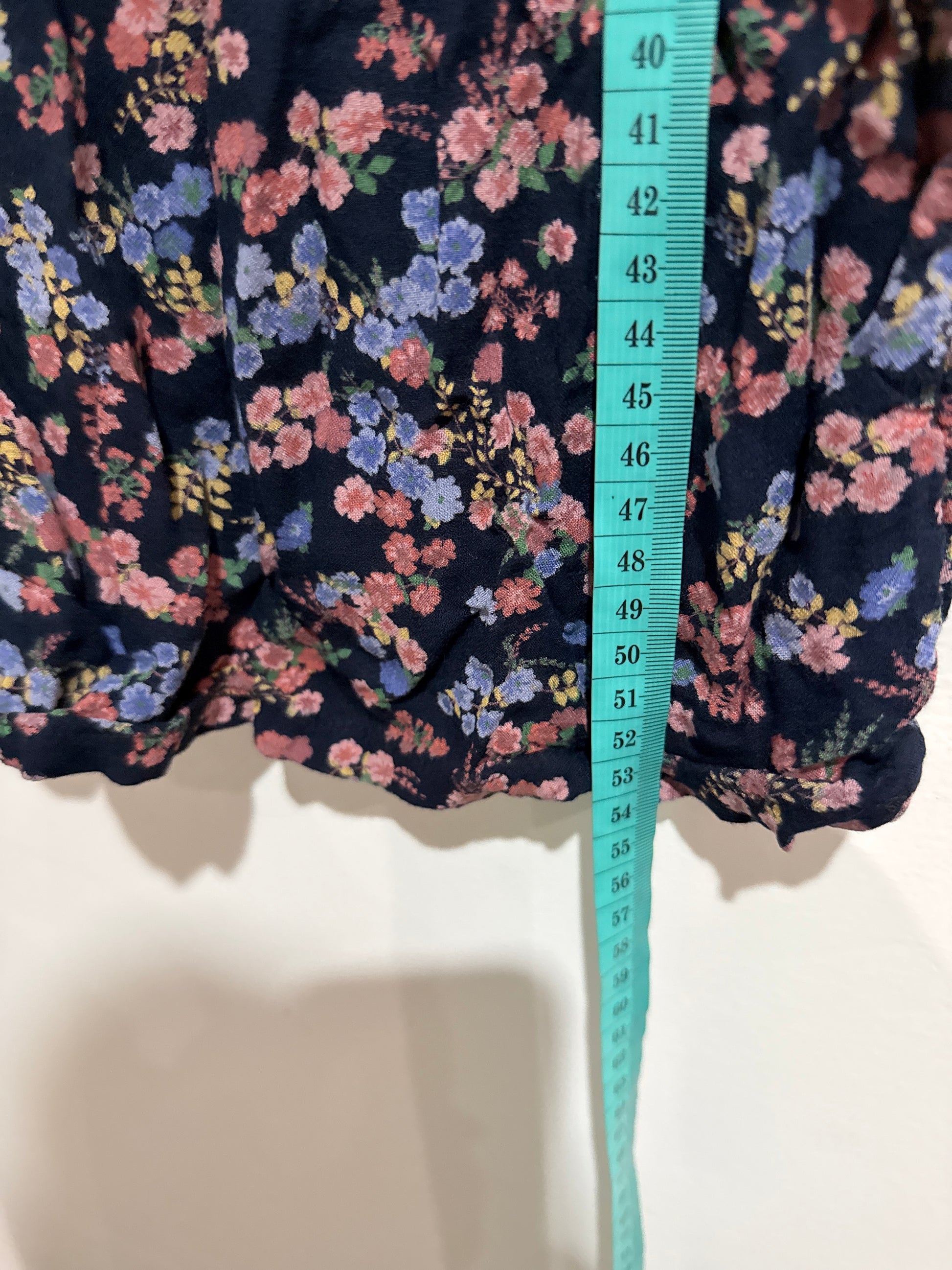 Kim Loan Floral Sleeveless Top Size 4XL | U/Arm to U/Arm 49cm | L 53cm
