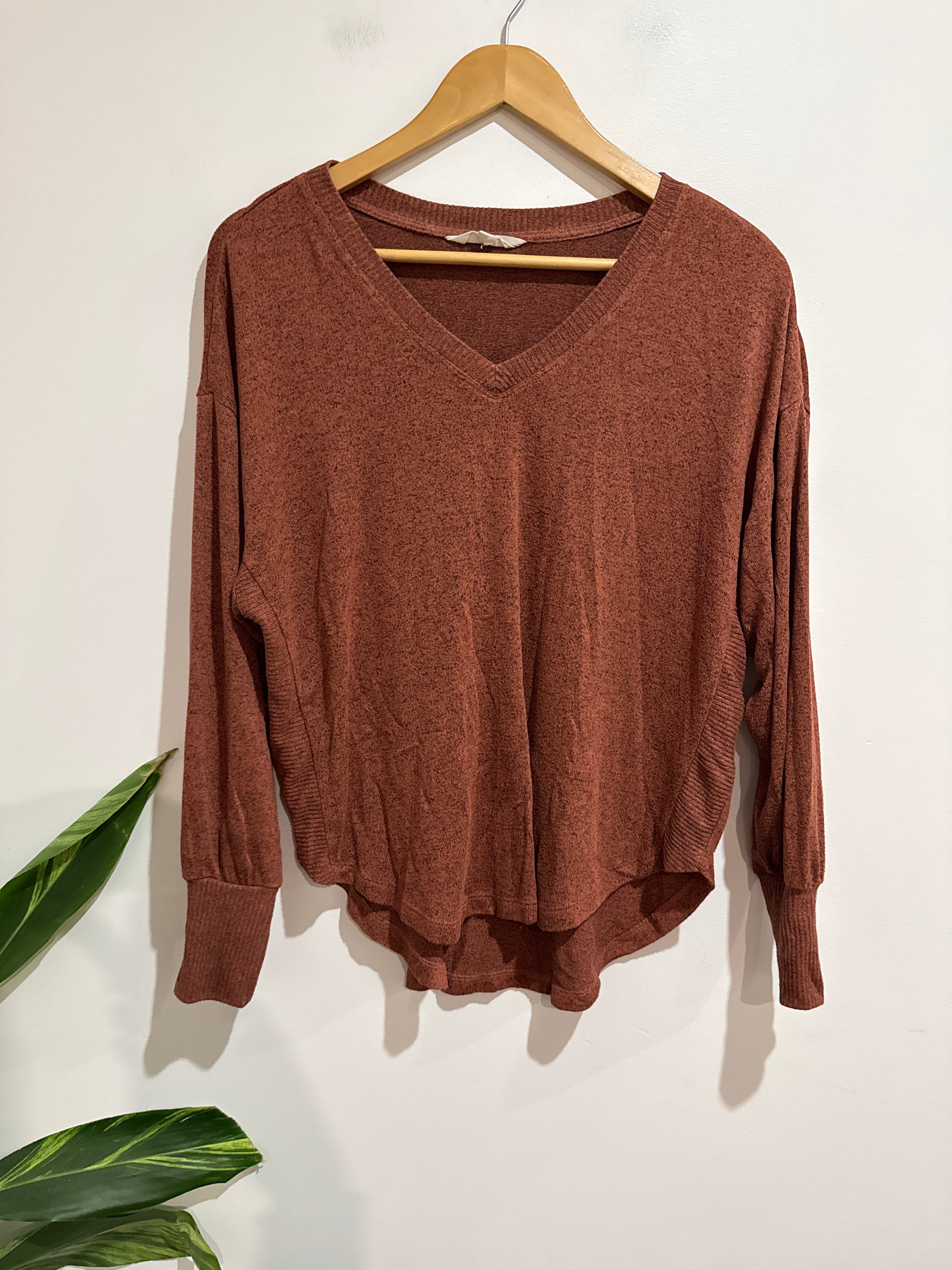 Zest V-neck Ribbed Knit Sweater Size XS | U/Arm to U/Arm 58cm