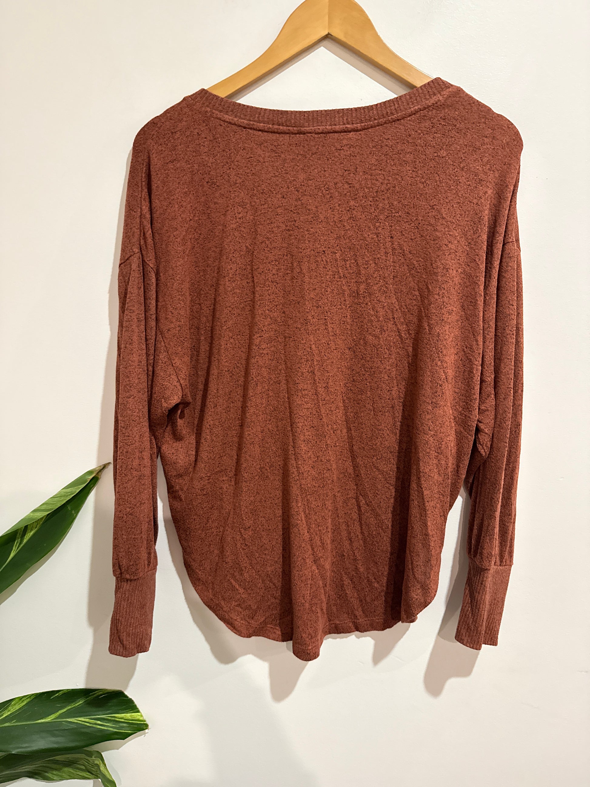 Zest V-neck Ribbed Knit Sweater Size XS | U/Arm to U/Arm 58cm