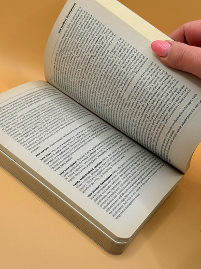 Penguin Reference Dictionary of Business