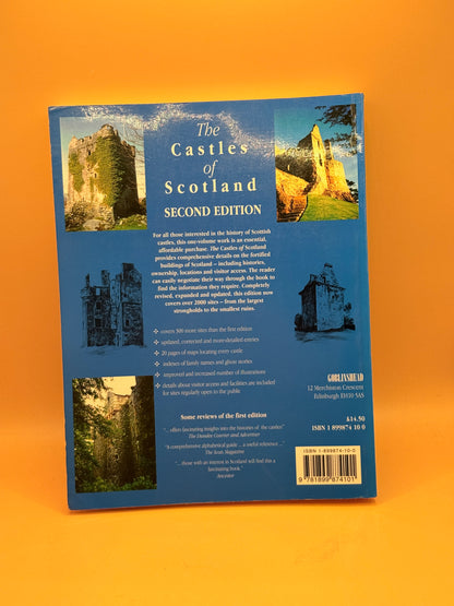 The Castles of Scotland by Martin Coventry