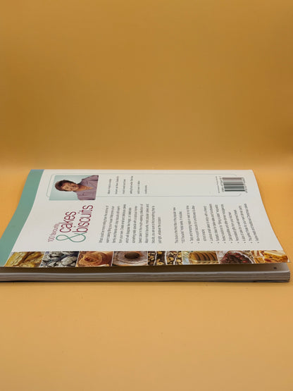 100 Favourite Cakes and Biscuits by Alison Holst